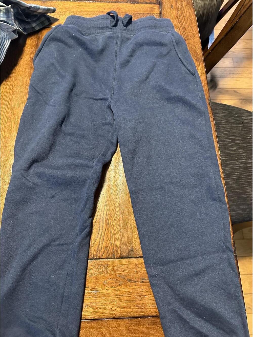 Amazon essentials jogger sweatpants boys sz L (10)